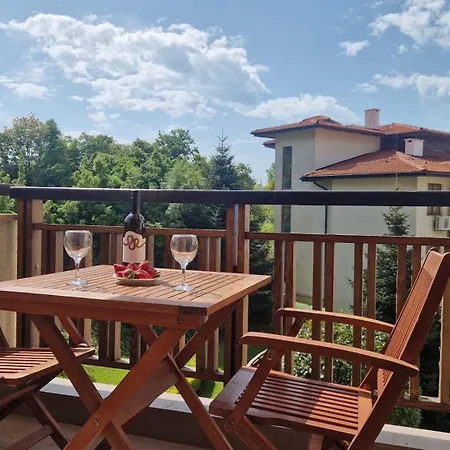 Garden Of Eden Large Olivia Apartment
